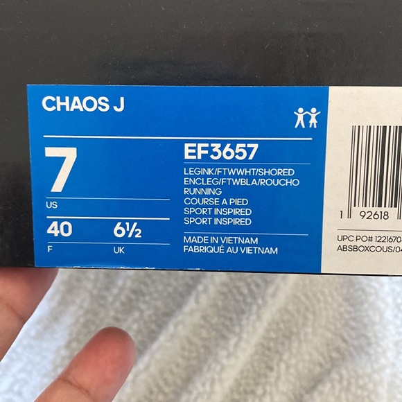 TNew Adidas enis - Picture 2 of 5